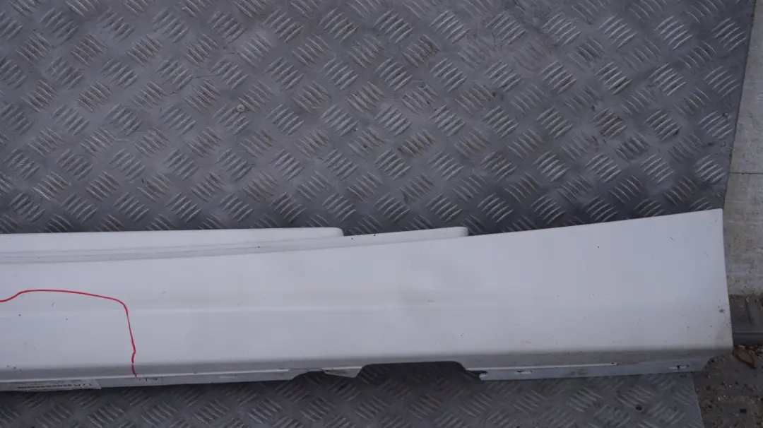 BMW E81 E82 Listello Portiera Apertura Gonna Destra Bianco Alpino 3 - SKU 0036142-AW - Numero di parte 0036142