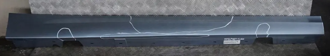 Sill Strip Faldon Lateral Derecho Bluewater Azul - 896 para BMW E90 E91 LCI 2 con número de pieza 0037060 BMW E90 E91 LCI 2 Sill Strip Faldon Lateral Derecho Bluewater Azul - 896 - SKU 0037060-WB2 - Número de pieza 0037060