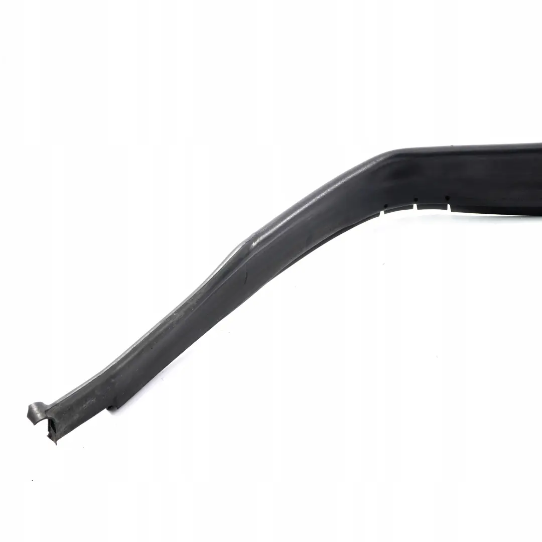 Motorhaube Gummi Dichtung Links für Mercedes W204 mit Teilenummer A2046282798 Mercedes W204 Motorhaube Gummi Dichtung Links - SKU A2046282798 - Teilenummer A2046282798