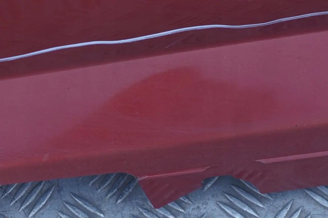 BMW E81 E82 E88 Listello Portiera Apertura Gonna SX Rosso Sedona Rosso - SKU 0036143-SED - Numero di parte 0036143