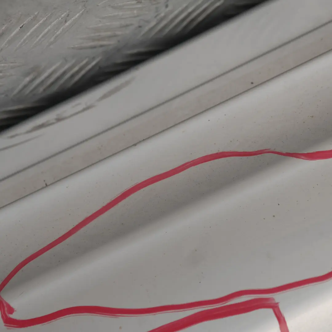 Sill Strip Skirt Right O/S Titansilber Silver to BMW 1 SERIES 1 E81 E82 E88 M SPORT with Part number 34732 BMW 1 SERIES 1 E81 E82 E88 M SPORT Sill Strip Skirt Right O/S Titansilber Silver - SKU 0034732-TS1 - Part number 34732