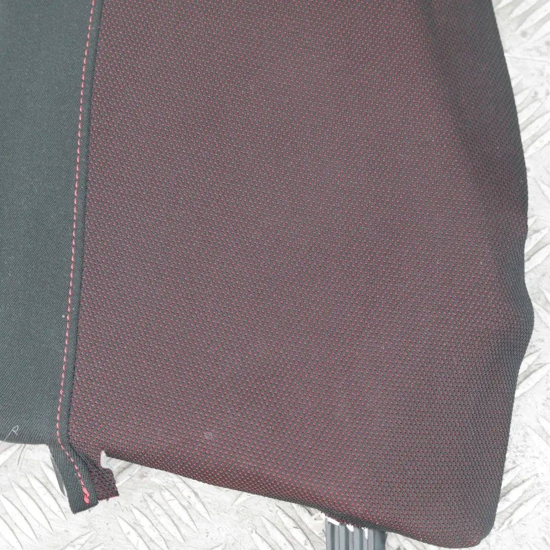 Boczek bok kanapy prawy tył Cranberryrot do BMW E81 o numerze 9158964 BMW E81 Boczek bok kanapy prawy tył Cranberryrot - SKU 9158964 - Numer Części 9158964