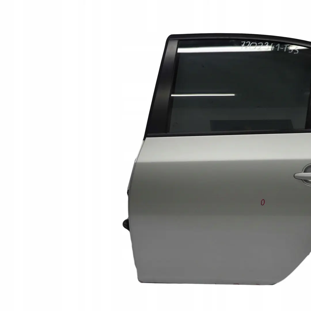 Puerta Trasera Izquierda Titansilber Titan Silver Metallic - 354 para BMW E60 5 con número de pieza 7202341 BMW E60 5 Puerta Trasera Izquierda Titansilber Titan Silver Metallic - 354 - SKU 7202341-TS5 - Número de pieza 7202341