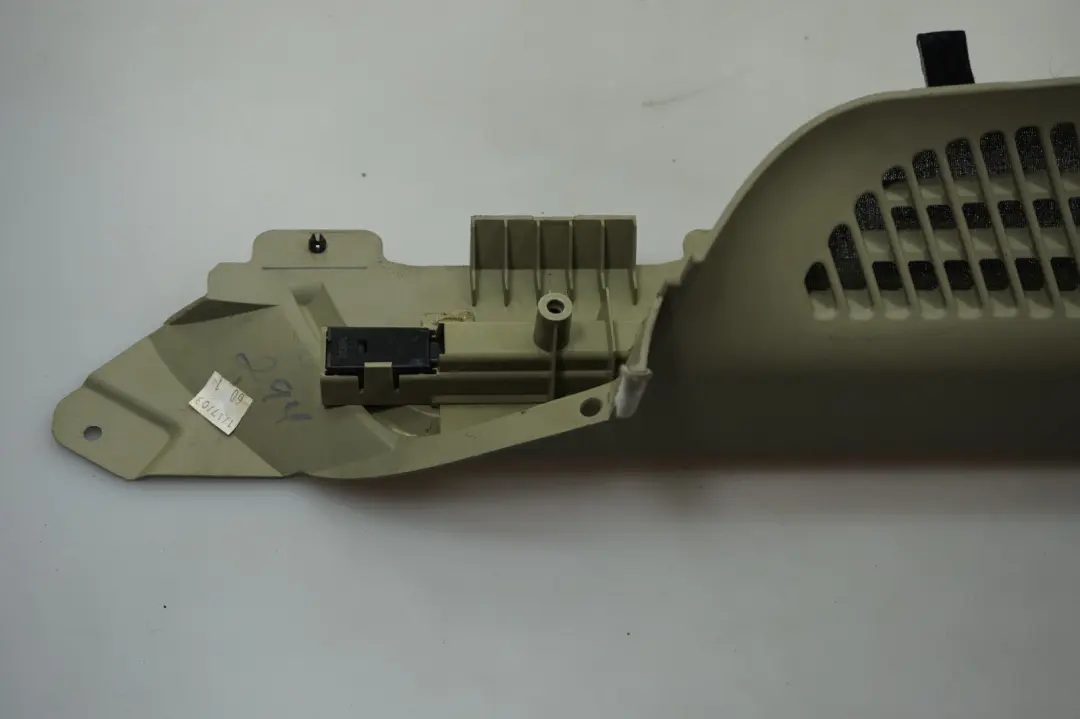 Left N/S Vent Louvre Side Rail Cover In Trunk Lid Green to BMW X5 Series E53 with Part number 7027133 BMW X5 Series E53 Left N/S Vent Louvre Side Rail Cover In Trunk Lid Green - SKU 7027141 - Part number 7027133