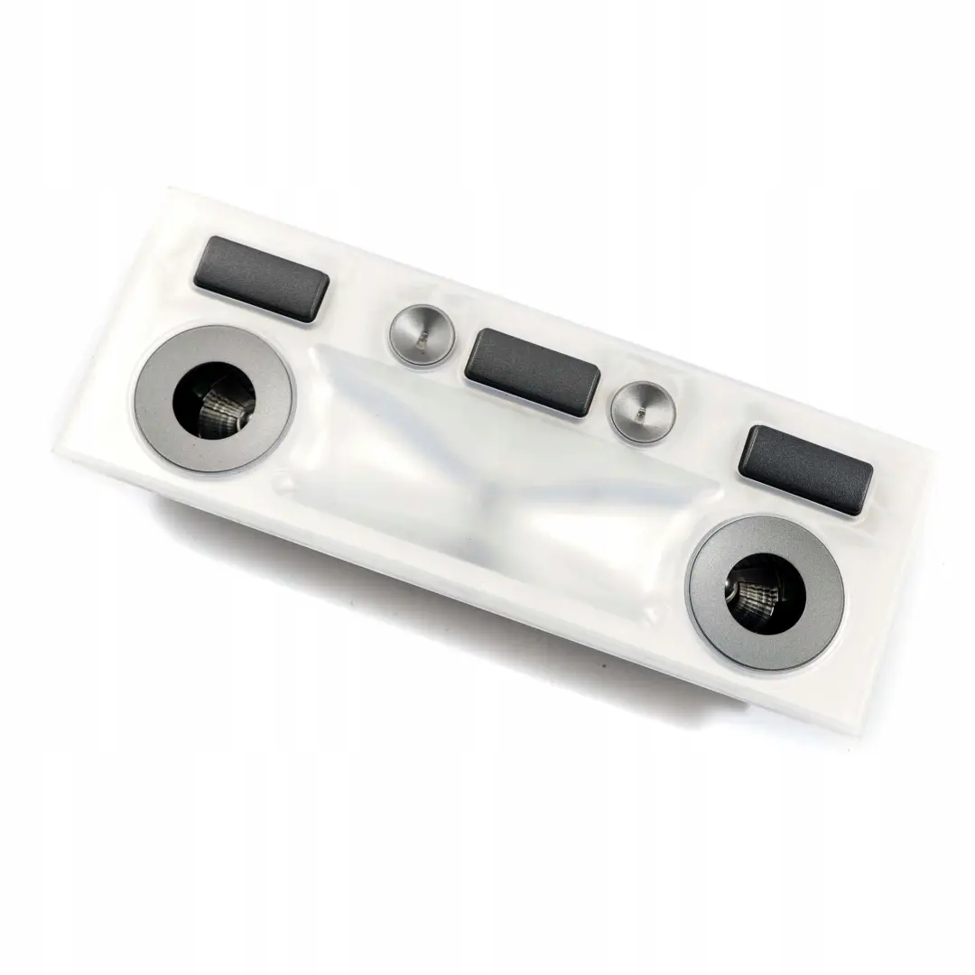 Lampe de Lecture Interieure Arriere Dachlicht pour BMW 7 E65 E66 à propos du numéro de pièce 8379701 BMW 7 E65 E66 Lampe de Lecture Interieure Arriere Dachlicht - SKU 8379701 - Numéro de pièce 8379701