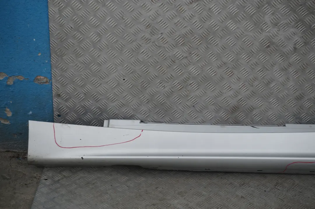 BMW 1 23 E87 Bas de Porte Couverture Seuil a Gauche Argent Titane Sliber - SKU 0032949-TS23 - Numéro de pièce 0032949