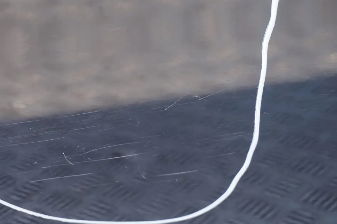 Passeggero Porta Anteriore Destra Blu Monaco Blu Metallico per BMW E90 E91 LCI con numero di parte 7203644 BMW E90 E91 LCI Passeggero Porta Anteriore Destra Blu Monaco Blu Metallico - SKU 7203644-MB4 - Numero di parte 7203644