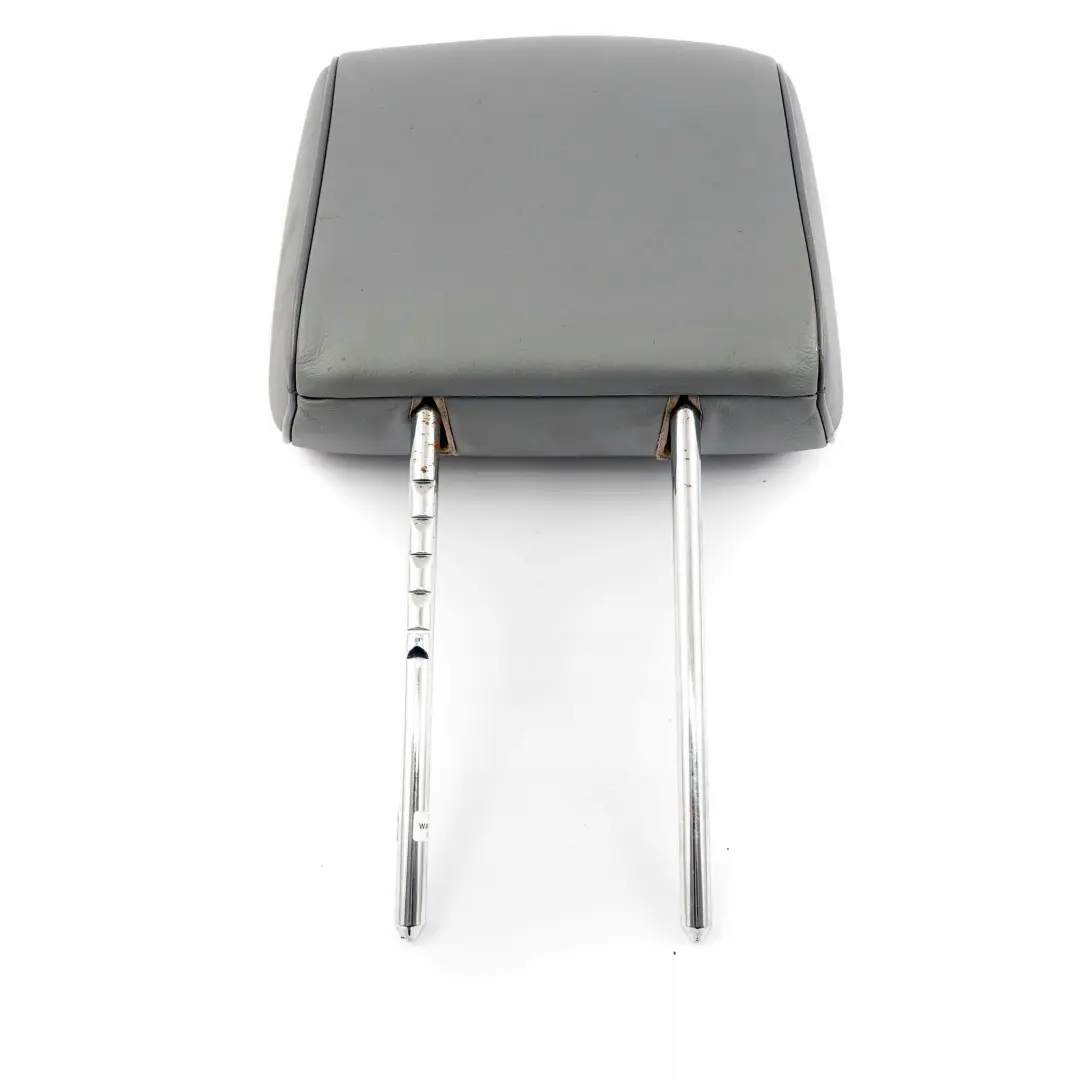 Mercedes-Benz S210 W210 Break Siege Arriere Appuie-Tete Cuir Gris pour à propos du numéro de pièce A2109704850 Mercedes-Benz S210 W210 Break Siege Arriere Appuie-Tete Cuir Gris - SKU A2109704850-1 - Numéro de pièce A2109704850