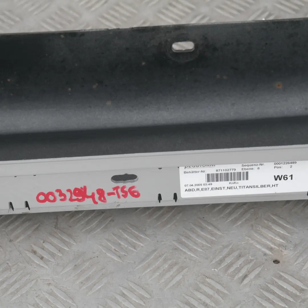 Bas de Porte Couverture Seuil Droite Argent Titane Metallique pour BMW 1 E87 à propos du numéro de pièce 32948 BMW 1 E87 Bas de Porte Couverture Seuil Droite Argent Titane Metallique - SKU 0032948-TS6 - Numéro de pièce 32948