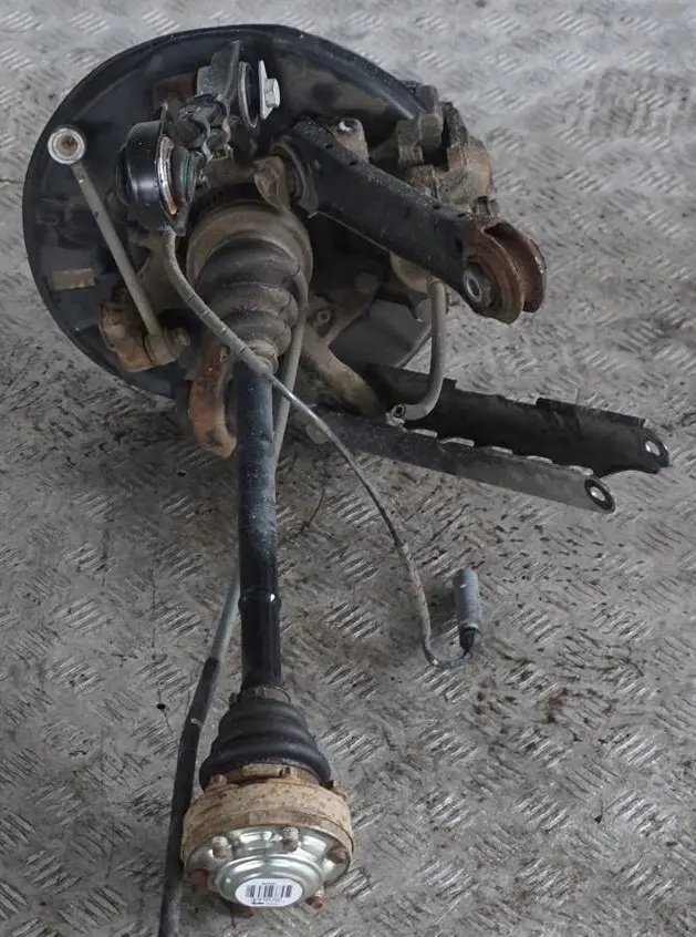 BMW 1 Series E81 118d N47 Rear Left N/S Suspension Leg Axle Brake Disc - SKU 6774809-29 - Part number 6774809