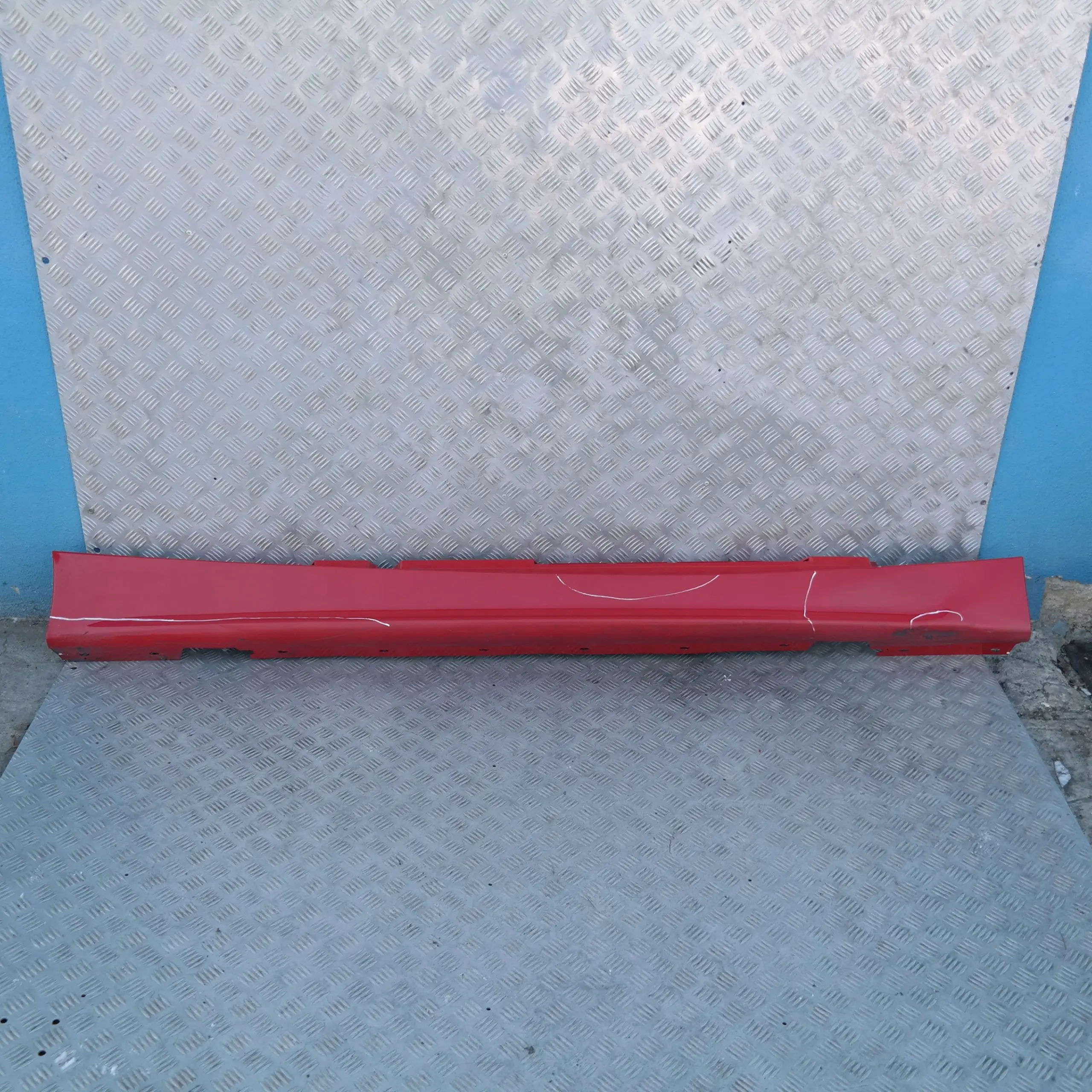 BMW E87 Sill Strip Faldón Lateral Derecho Japanrot - 438