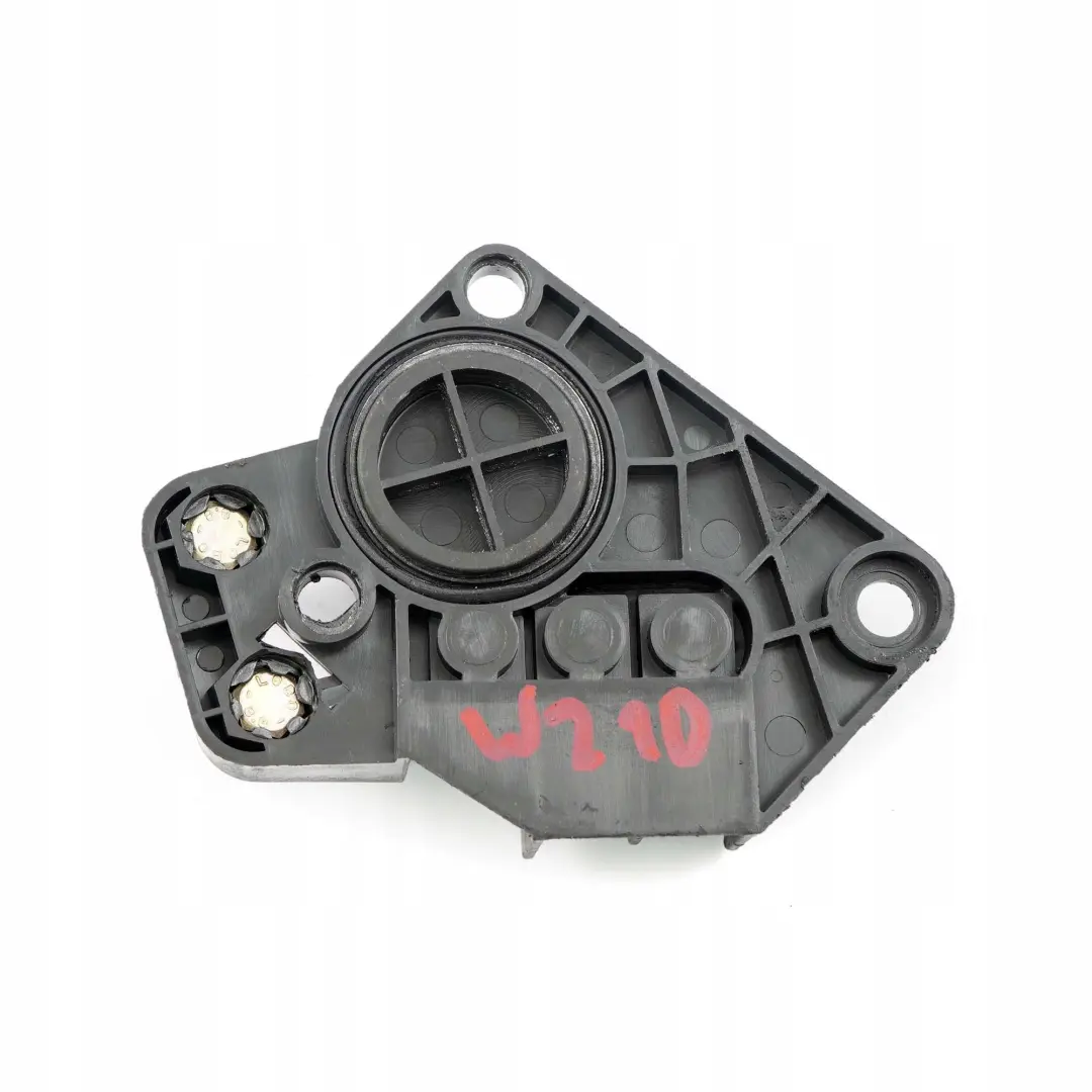 Conector De La caja del cable De La bateria Gasolina para Mercedes W210 con número de pieza A2105460141 Mercedes W210 Conector De La caja del cable De La bateria Gasolina - SKU A2105460141 - Número de pieza A2105460141