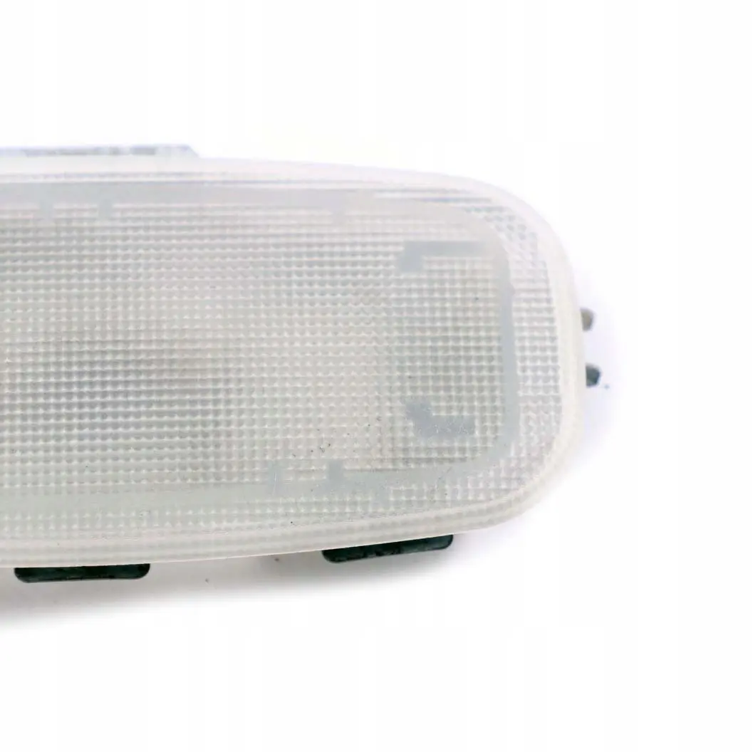  Mercedes-Benz C E W168 W202 W210 Eclairage Interieur Feu Arriere - SKU A2028201201 - Numéro de pièce A2028201201