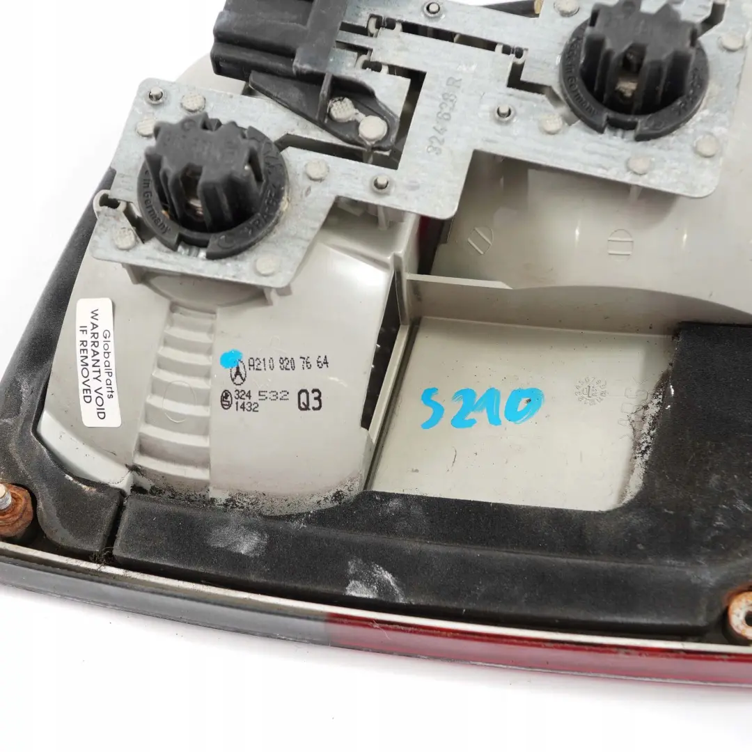  Mercedes-Benz W210 Familiare Portellone Posteriore Dx Lato Lampada - SKU A2108207664 - Numero di parte A2108207664