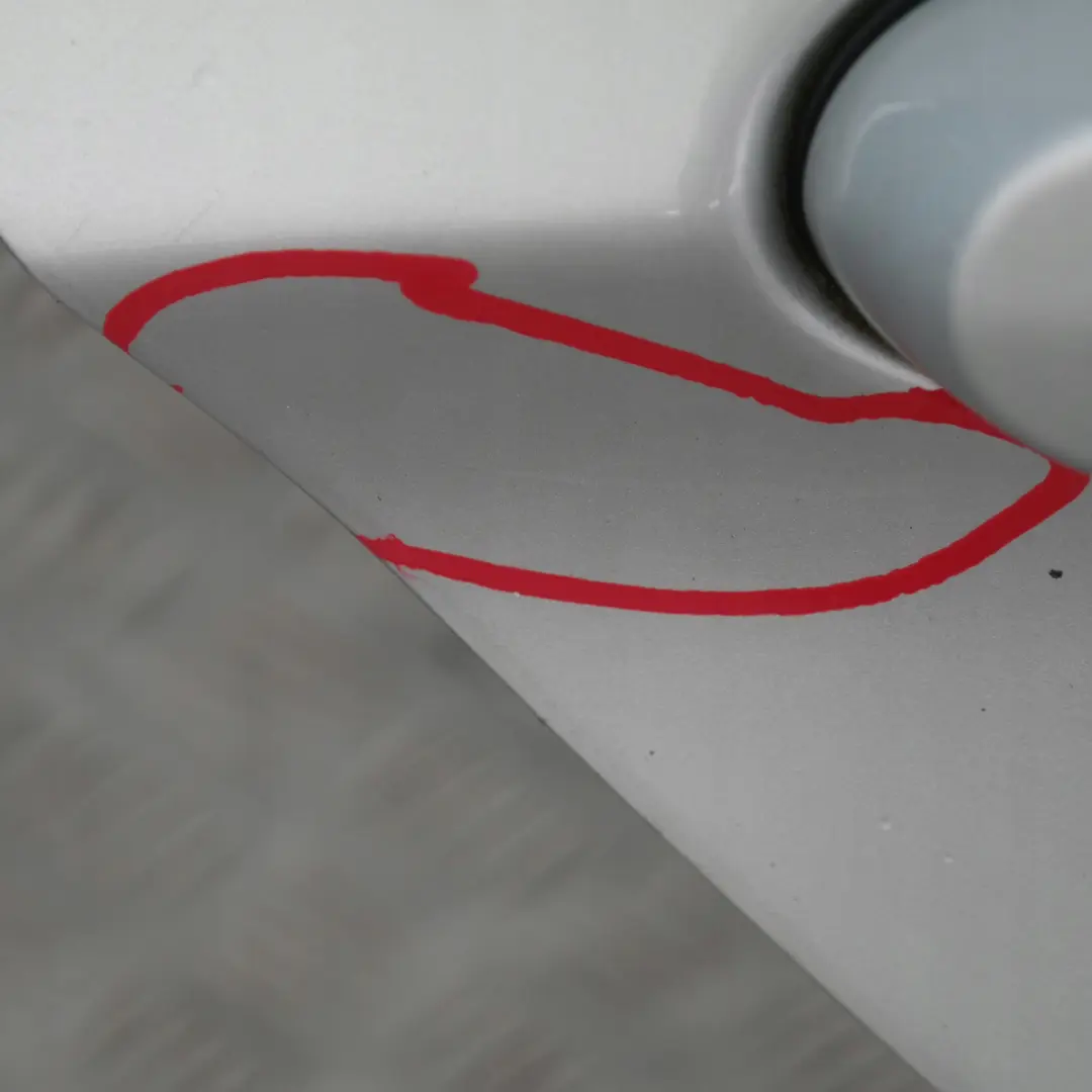 Passeggero T?r Posteriore Destra Argento-Titanio Argento per BMW E90 E90N LCI con numero di parte 7203648 BMW E90 E90N LCI Passeggero T?r Posteriore Destra Argento-Titanio Argento - SKU 7203648-TS6 - Numero di parte 7203648