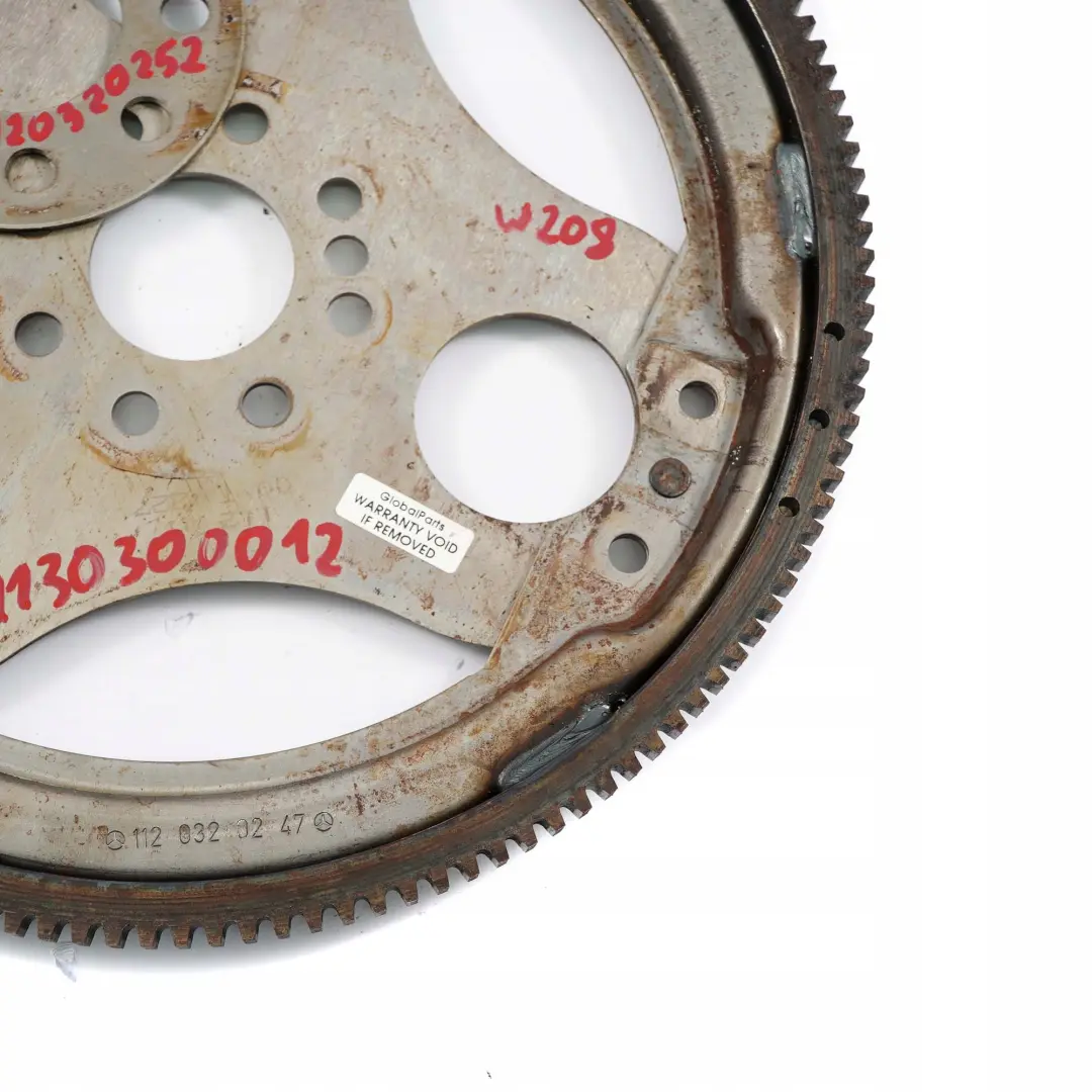 Mercedes-Benz W203 W208 W210 W220 Volano Corona Dentata Volano Automatico per con numero di parte A1130300012 Mercedes-Benz W203 W208 W210 W220 Volano Corona Dentata Volano Automatico - SKU A1130300012 - Numero di parte A1130300012