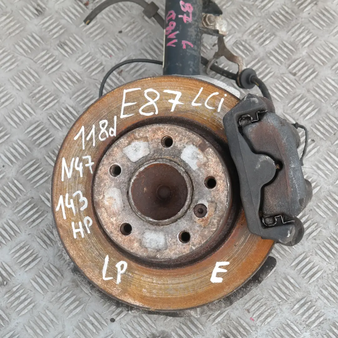 BMW E87 118d Noga Zawieszenia Lewy Przód Amortyzator Zwrotnica Sport - SKU 6786019-1 - Numer Części 6786019