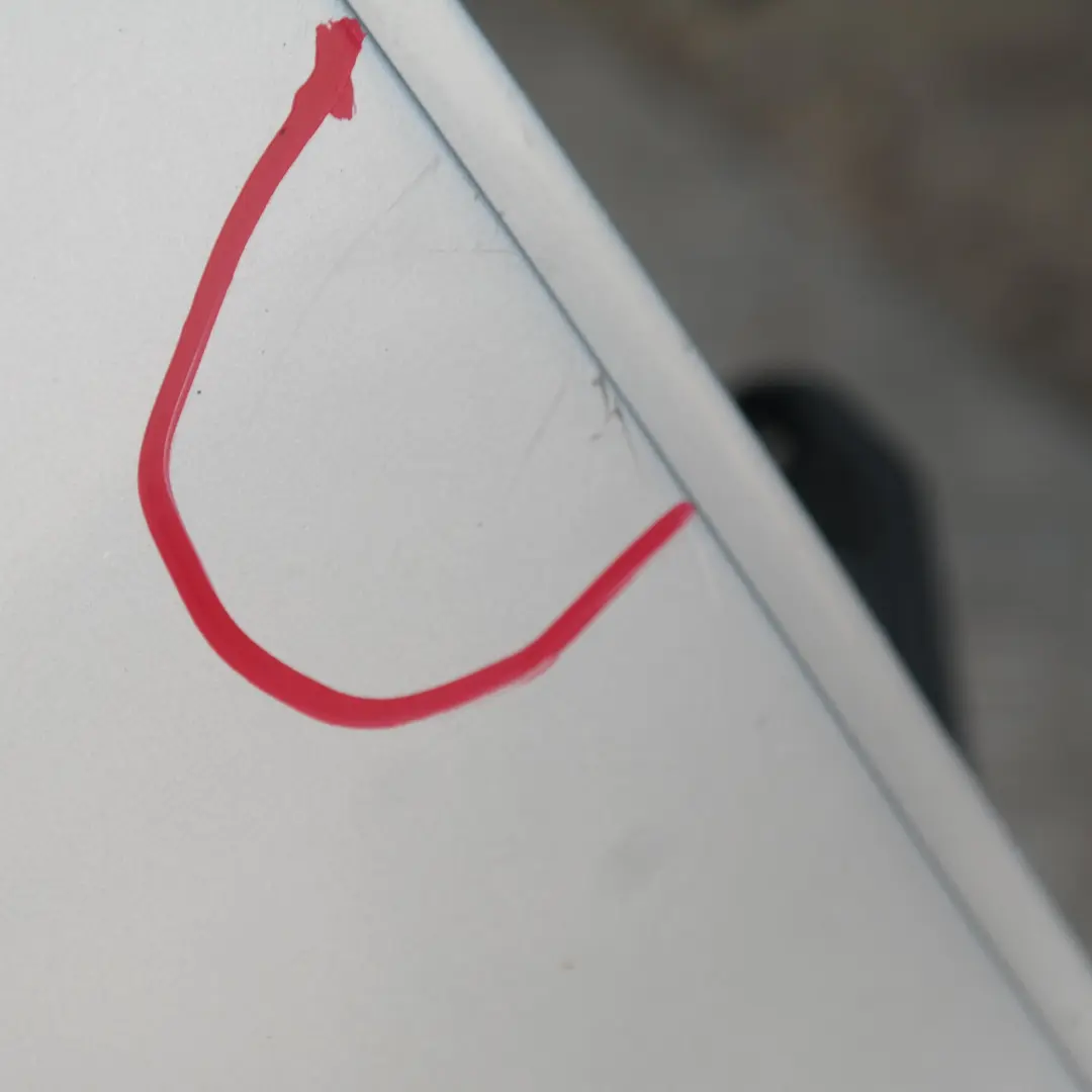 Beifahrer Tür hinten rechts Titansilber Titan Silber Metallic 354 für BMW X5 er E53 mit Teilenummer 8256828 BMW X5 er E53 Beifahrer Tür hinten rechts Titansilber Titan Silber Metallic 354 - SKU 8256828-TS2 - Teilenummer 8256828