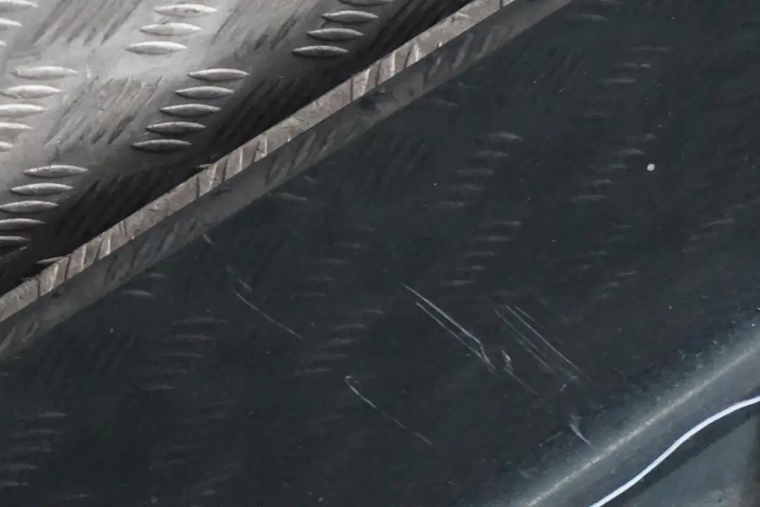 BMW 7 E65 Próg listwa progowa nakładka prawa - SKU 0140038-OXF - Numer Części 0140038
