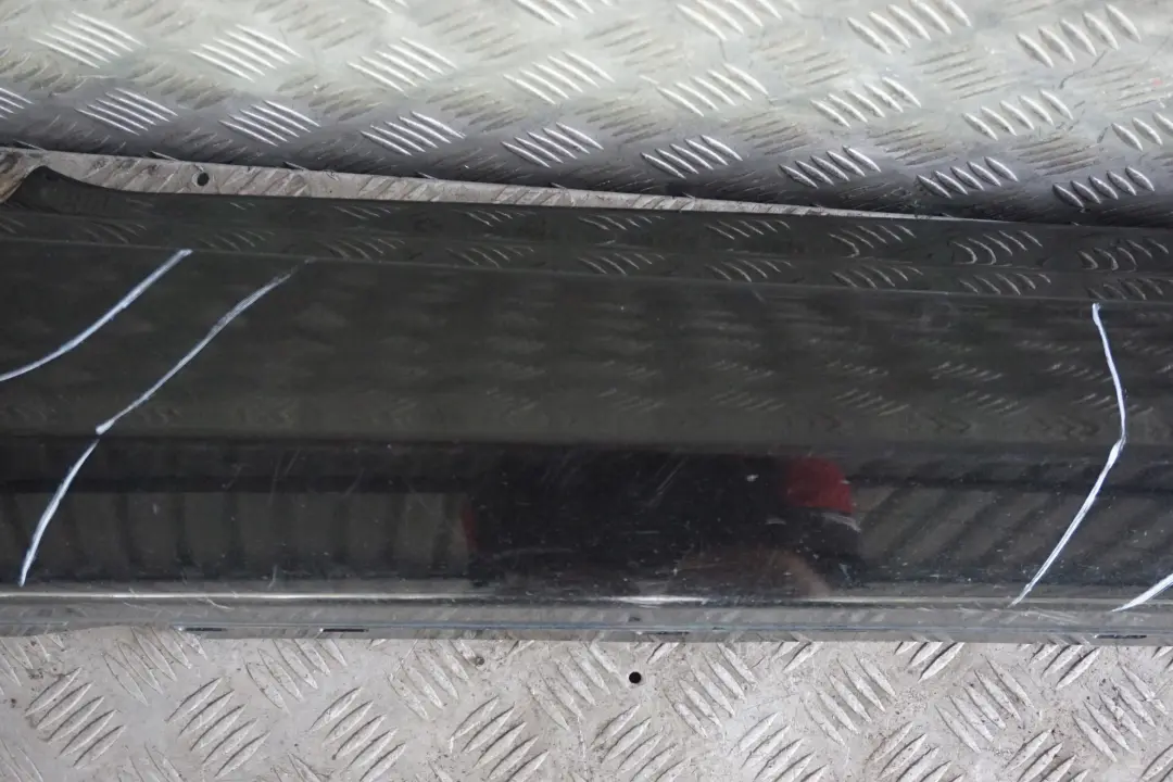 Sill Strip Faldon Lateral Derecho Schwarz 2 Negro - 66 para BMW 6 E81 E82 E88 con número de pieza 0036142 BMW 6 E81 E82 E88 Sill Strip Faldon Lateral Derecho Schwarz 2 Negro - 66 - SKU 0036142-SCH6 - Número de pieza 0036142