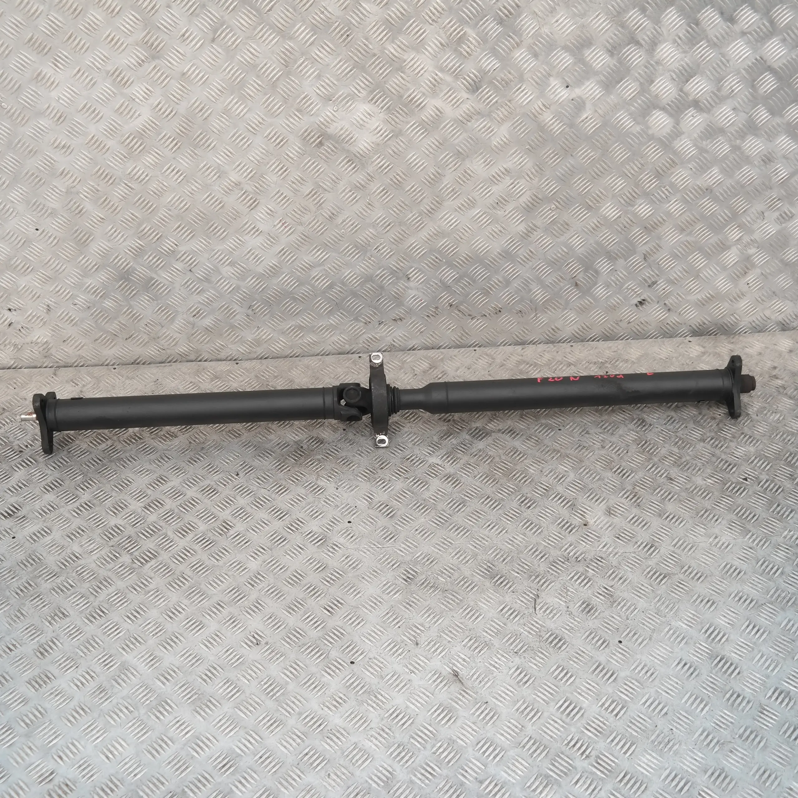 BMW 1 2 er F20 F21 LCI F22 F23 Gelenkwelle Schaltgetriebe L=1450mm 8605008