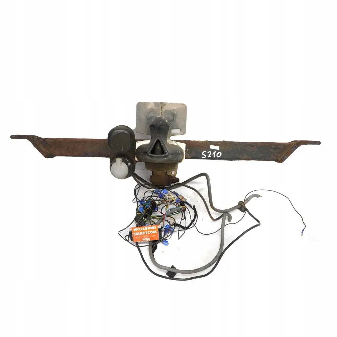 Mercedes-Benz E W210 Estate S210 Rear Towing Hitch Towbar Mechanism Coupling to with Part number A2103100495 Mercedes-Benz E W210 Estate S210 Rear Towing Hitch Towbar Mechanism Coupling - SKU A2103100495 - Part number A2103100495