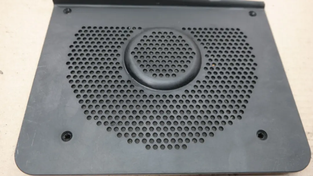 BMW E60 E61 Tapa Acabado Altavoz Para Central Bajos Izquierda - SKU 6919359 - Número de pieza 6919359