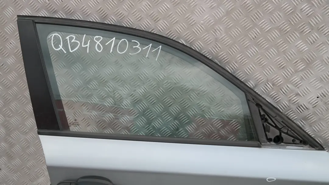 drzwi prawe przednie Quarzblau - A18 do BMW 1 e87 o numerze 41517191012 BMW 1 e87 drzwi prawe przednie Quarzblau - A18 - SKU 7191012-QB7 - Numer Części 41517191012