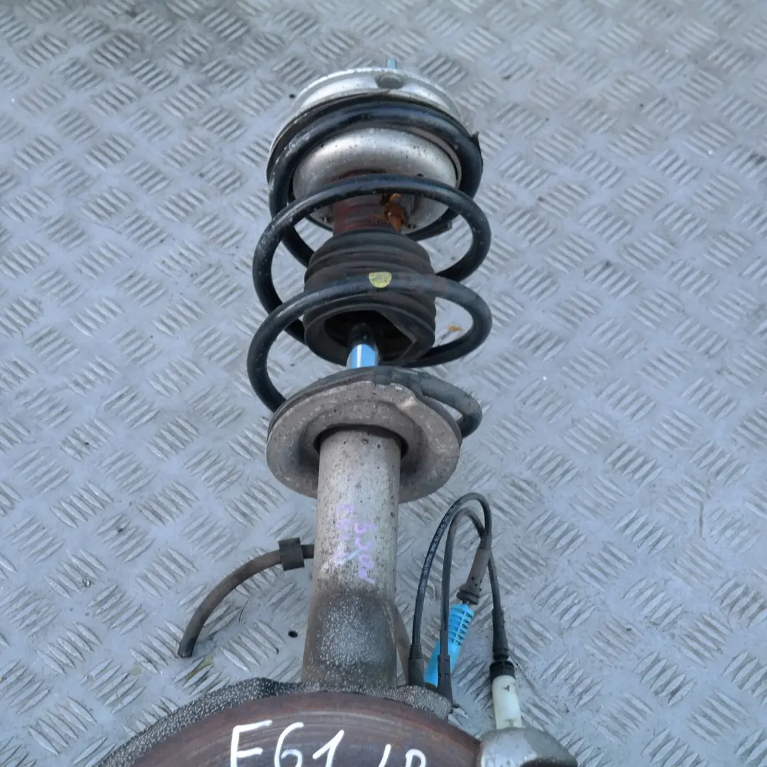 M57N Ammortizzatore Anteriore Sinistro Alloggiao Pinza Freno per BMW E61 530d con numero di parte 31316768797 BMW E61 530d M57N Ammortizzatore Anteriore Sinistro Alloggiao Pinza Freno - SKU 6768797 - Numero di parte 31316768797