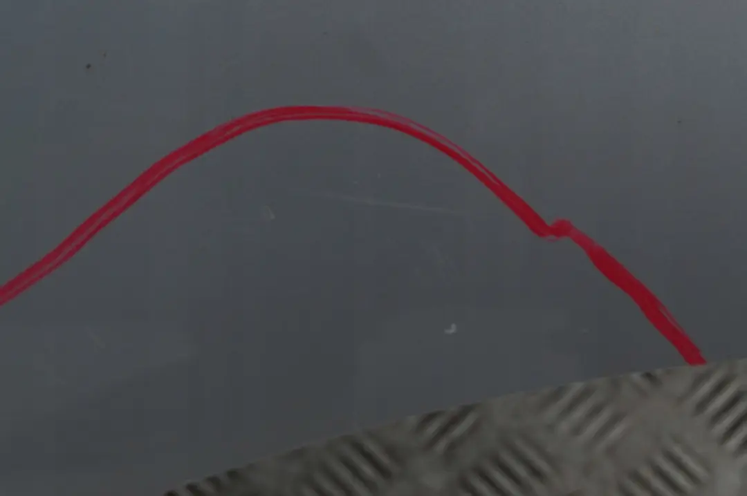 Fahrerseite Tür hinten links Titansilber Titan Silber Metallic für BMW X5 er 8 E53 mit Teilenummer 8256827 BMW X5 er 8 E53 Fahrerseite Tür hinten links Titansilber Titan Silber Metallic - SKU 8256827-TS8 - Teilenummer 8256827