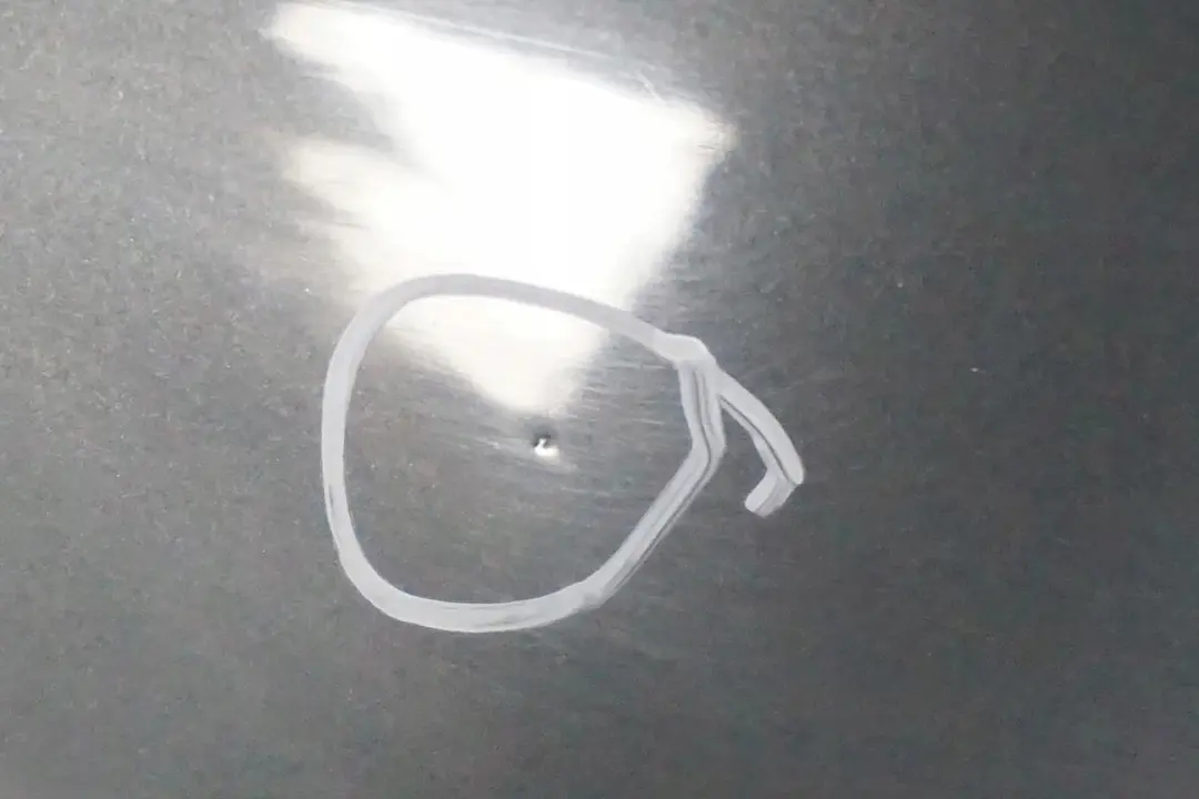 BMW E65 E66 Panel lateral Wing Delantero Izquierdo Titangrau Titan Gris A36 - SKU 7061661-TGR - Número de pieza 7061661