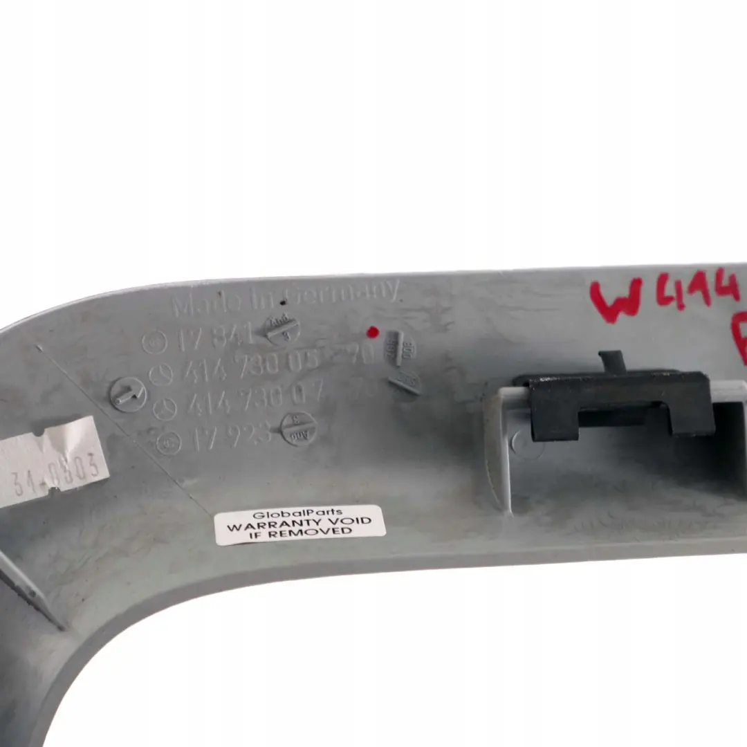 MERCEDES Vaneo W414 Ramka osłona szyby drzwi - SKU A4147300570 - Numer Części A4147300570