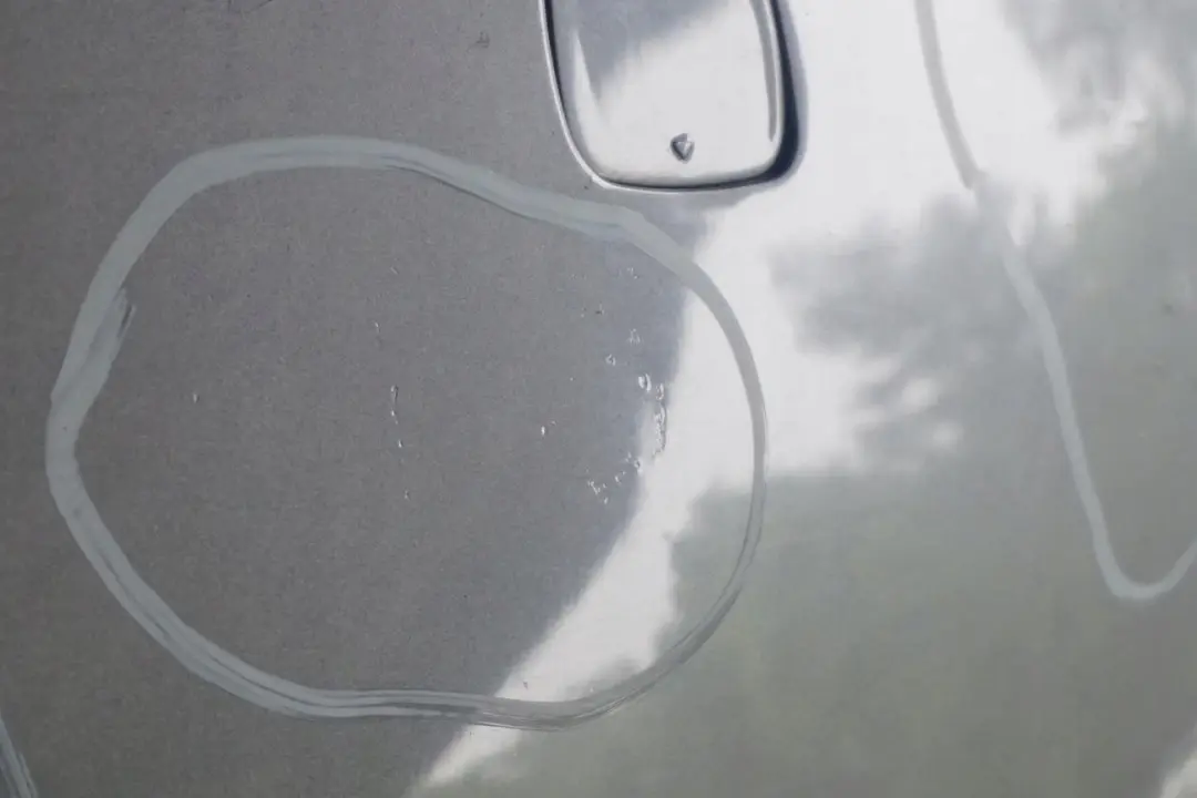 Zderzak tylny tył Sterlinggrau do BMW E65 E66 E67 o numerze 0136743 BMW E65 E66 E67 Zderzak tylny tył Sterlinggrau - SKU 0136743-STG - Numer Części 0136743