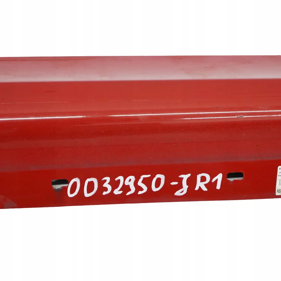 Sill Strip Faldon Lateral Derecho Japanrot Rojo - 438 para BMW E90 E91 con número de pieza 0032950 BMW E90 E91 Sill Strip Faldon Lateral Derecho Japanrot Rojo - 438 - SKU 0032950-JR1 - Número de pieza 0032950