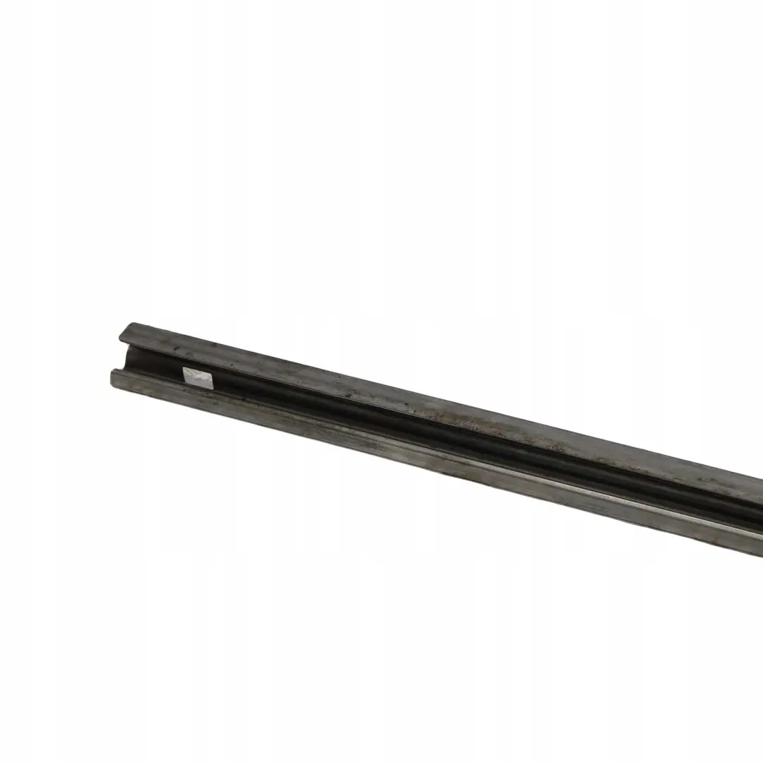 Mercedes-Benz Vito W639 Rear Left Sliding Door Bottom Rail A6397661237 para con número de pieza A6397600235 Mercedes-Benz Vito W639 Rear Left Sliding Door Bottom Rail A6397661237 - SKU A6397600235 - Número de pieza A6397600235