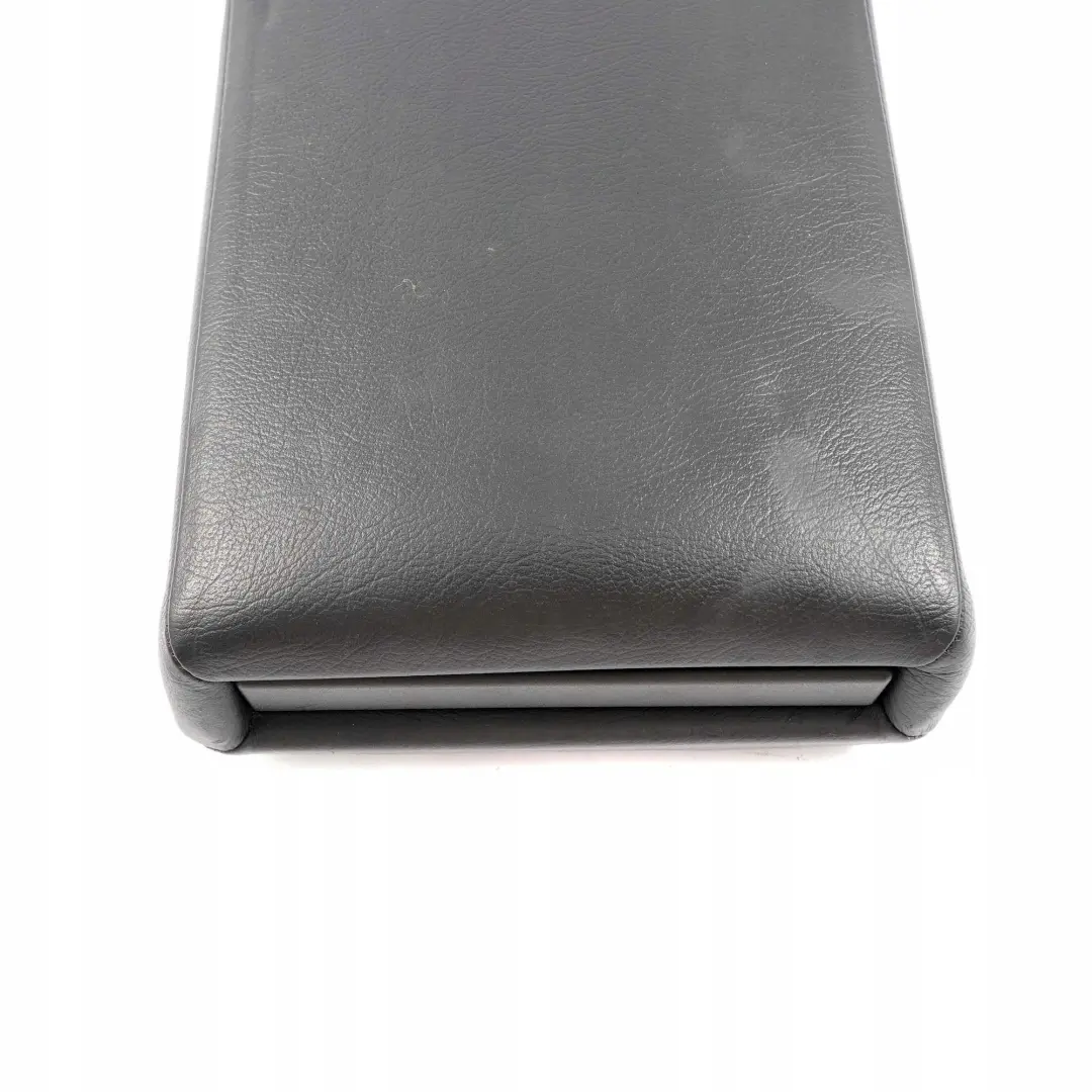 Mercedes-Benz E W210 Mittelarmlehne Armauflage Armlehne Anthrazit für mit Teilenummer A2109701230 Mercedes-Benz E W210 Mittelarmlehne Armauflage Armlehne Anthrazit - SKU A2109701230 - Teilenummer A2109701230