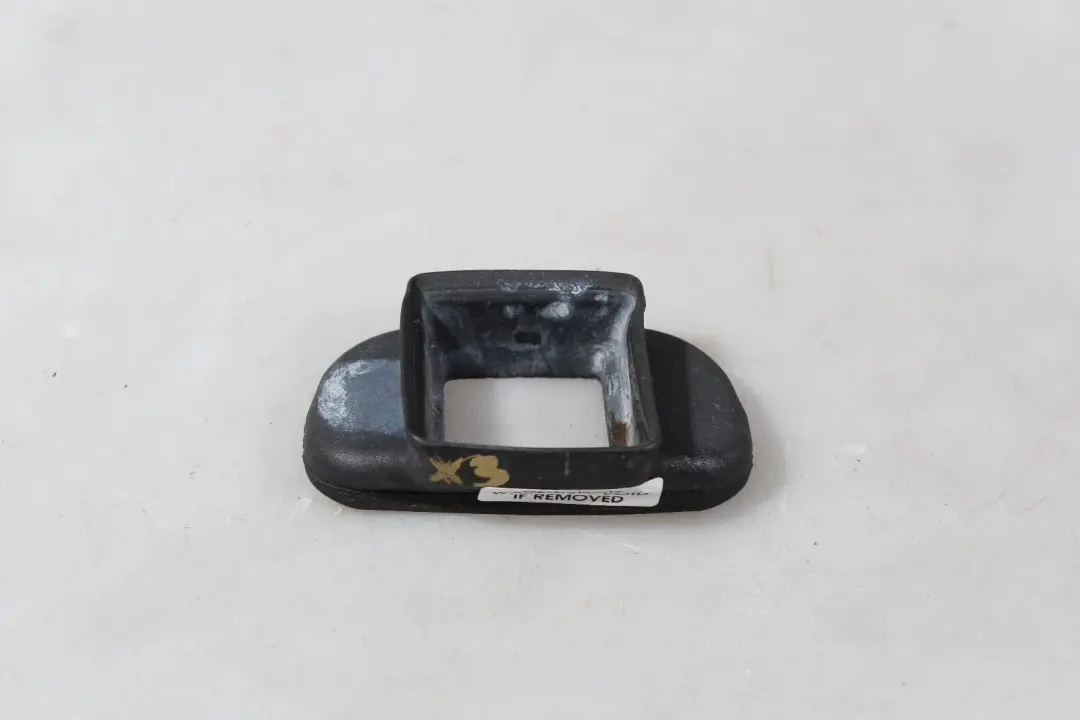 BMW X3 E46 E83 E83 LCI Dichtung Türbremse vorne 5121 - SKU 8208647 - Teilenummer 8208647