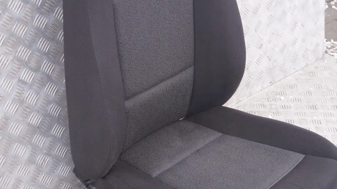 BMW E92 Coupe Tissu Noir Anthracite a L'Avant Gauche Siege - SKU 6979109 - Numéro de pièce 6979109