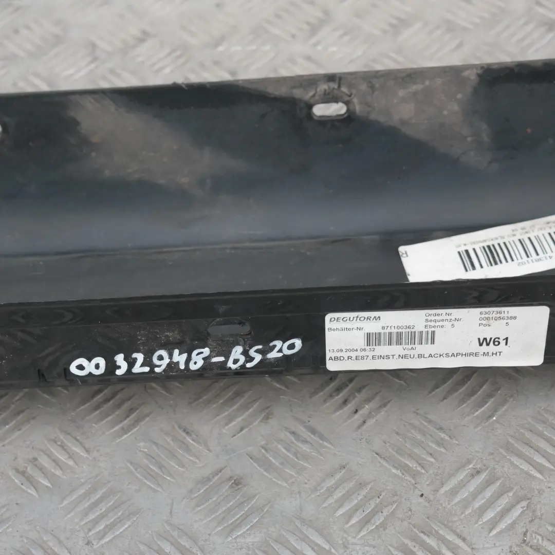 Sill strip side skirt right Black Sapphire Metallic 475 para BMW E87 con número de pieza 32948 BMW E87 Sill strip side skirt right Black Sapphire Metallic 475 - SKU 0032948-BS20 - Número de pieza 32948