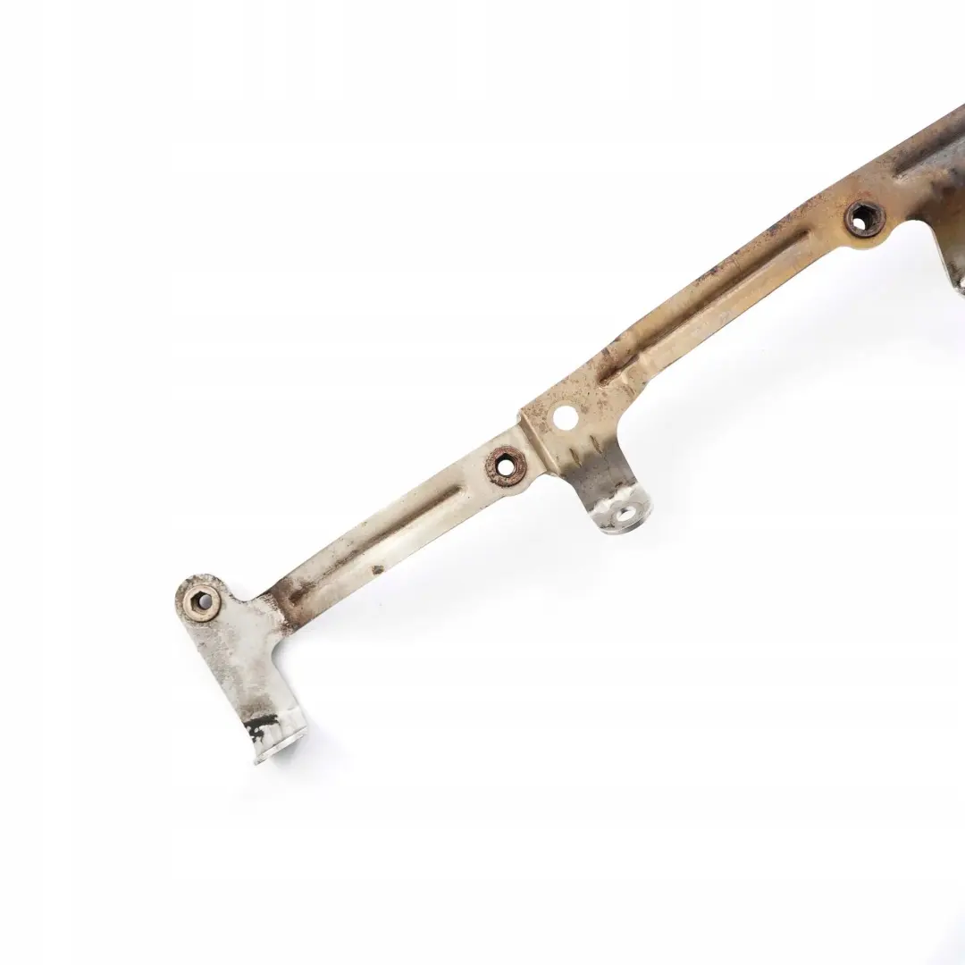 Osłona mocowanie katalizatora do BMW E60 E63 M5 M6 o numerze 7835514 BMW E60 E63 M5 M6 Osłona mocowanie katalizatora - SKU 7835472-1 - Numer Części 7835514