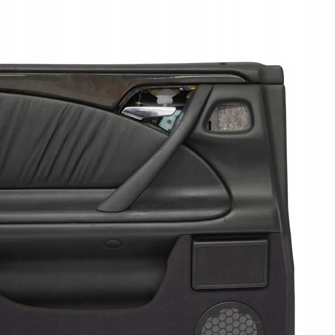  Mercedes-Benz W210 Break Porte Arriere Gauche Cuir Anthracite - SKU A2107370371 - Numéro de pièce A2107370371