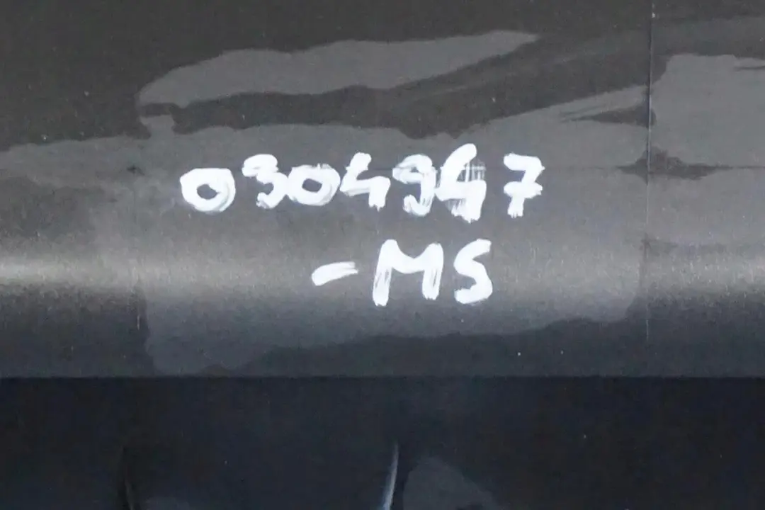 BMW E63 E64 Nakładka próg lewy Mineralsilber - SKU 0304947-MS - Numer Części 0304947