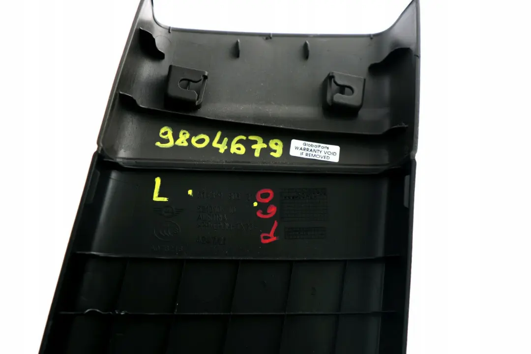 Mini Countryman R60 Couvercle B-column Bottom Trim Left Carbon Black 9803311 - SKU 9804679 - Numéro de pièce 9804679
