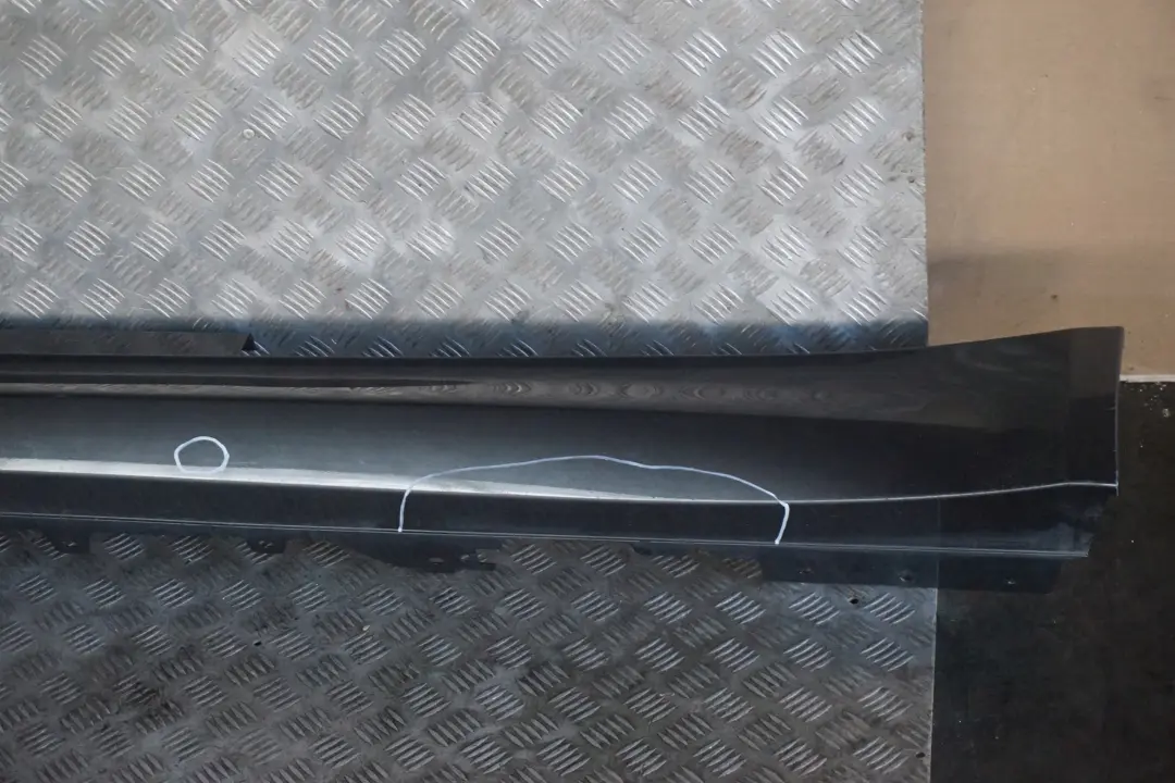 Sill Strip Side Skirt Left N/S Mineralgrau Grey - B39 to BMW 3 Series F82 E83 M4 with Part number 8059627 BMW 3 Series F82 E83 M4 Sill Strip Side Skirt Left N/S Mineralgrau Grey - B39 - SKU 8059627-MG - Part number 8059627