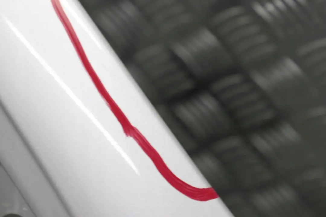 Passeggero Porta Anteriore Destra Argento-Titanio Titan - 35 per BMW X5 E53 con numero di parte 8256824 BMW X5 E53 Passeggero Porta Anteriore Destra Argento-Titanio Titan - 35 - SKU 8256824-TS2 - Numero di parte 8256824