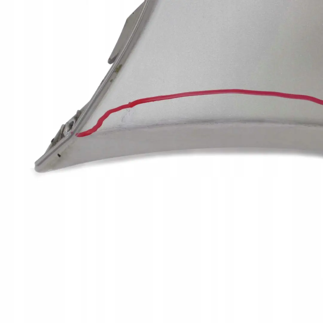 Panel Embellecedor Parachoques Delantero Plateado Metalizado 706 para Mercedes W168 con número de pieza A1688850025 Mercedes W168 Panel Embellecedor Parachoques Delantero Plateado Metalizado 706 - SKU A1688850025-MOON - Número de pieza A1688850025