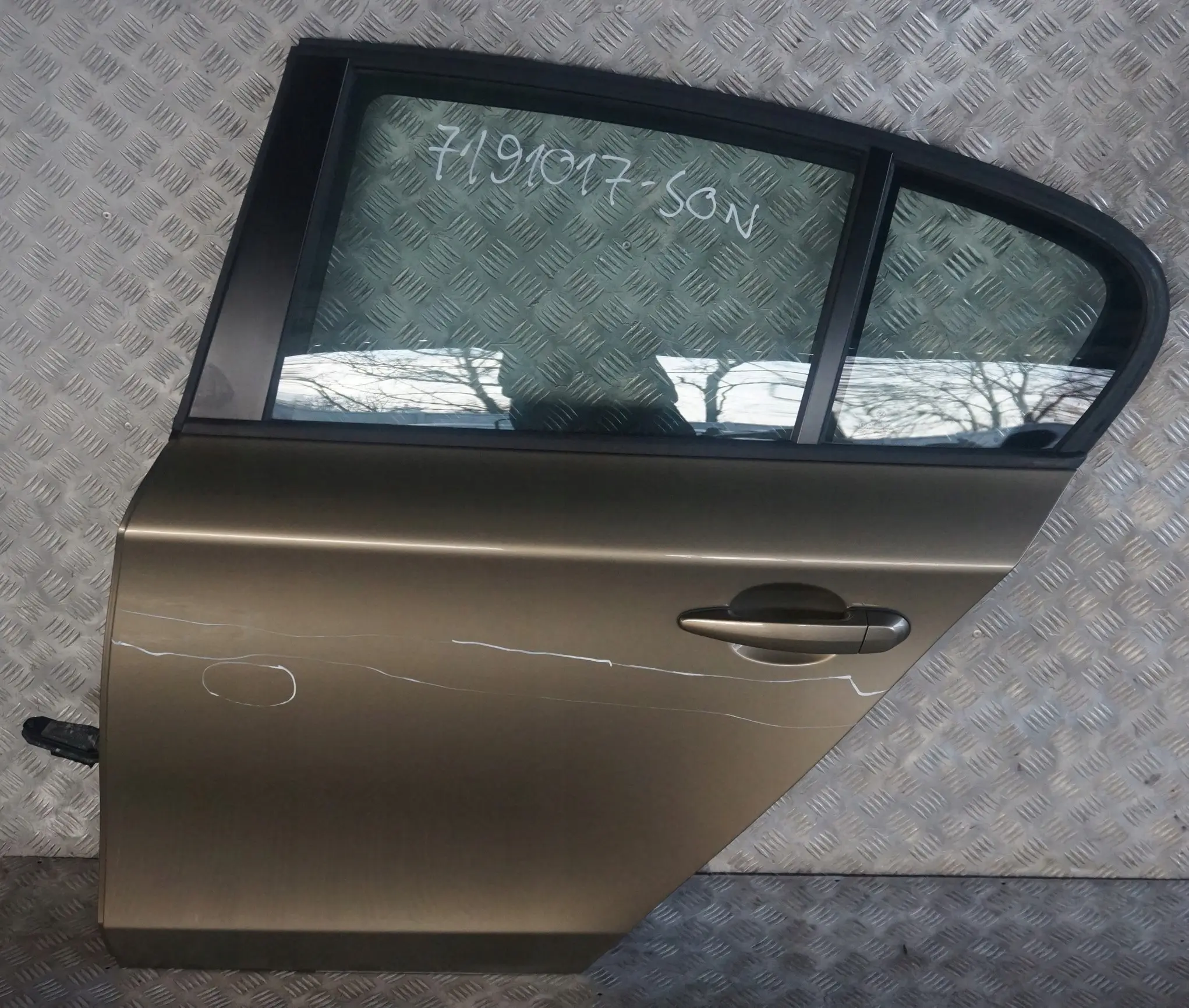 BMW Seria 1 E87 E87N Usa Spate Stanga Sonora Metallic A23