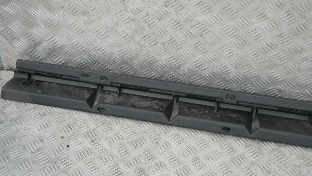 BMW X5 SERIES E53 MOUNT RIGHT O/S SIDE DOOR SILL COVER SKIRT 5171 - SKU 8408710 - Part number 51718408710