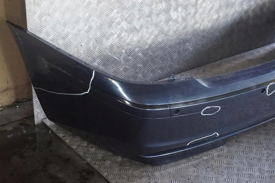 Bumper Panel Toledoblau Toledo Blue - 482 to BMW 7 Series E65 E66 E67 Rear with Part number 0399100 BMW 7 Series E65 E66 E67 Rear Bumper Panel Toledoblau Toledo Blue - 482 - SKU 0399100-TDB - Part number 0399100