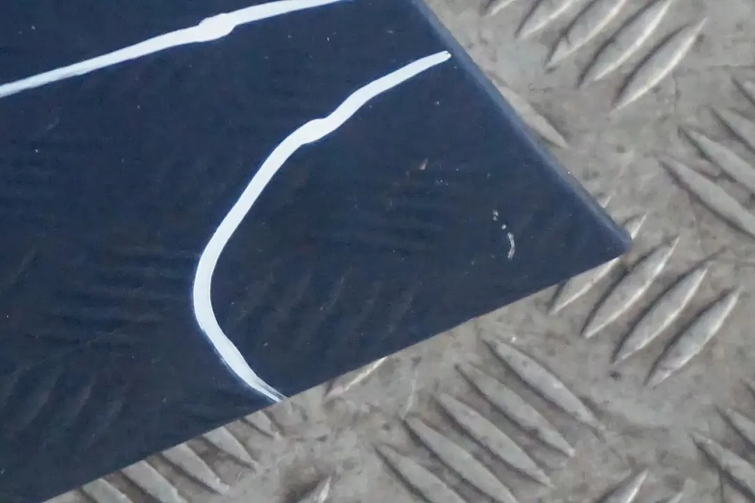 Błotnik lewy przód Mysticblau do BMW E90 E91 o numerze 7135679 BMW E90 E91 Błotnik lewy przód Mysticblau - SKU 7135679-MYS - Numer Części 7135679